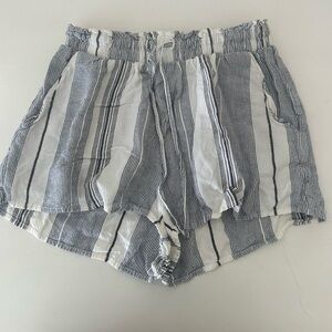 LA Hearts Shorts